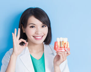 鈴鹿市の歯医者「大木歯科医院」の歯科ブログ-インプラントは若い人にもおすすめ！その理由とメリットを徹底解説のイメージ