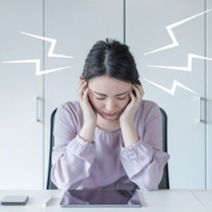 鈴鹿市の歯医者「大木歯科医院」の歯科ブログ-矯正治療で頭痛を改善！そのメカニズムとメリット・デメリットのイメージ