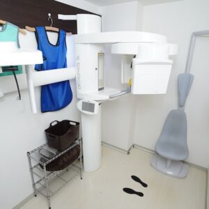 鈴鹿市の歯医者「大木歯科医院」のブログ-インプラント治療にCT撮影が絶対に必要な理由｜神経麻痺や事故を防ぐための安全性と被ばく・費用の真実のイメージ