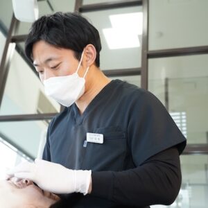 鈴鹿市の歯医者「大木歯科医院」のブログ-マウスピース矯正の「IPR（歯のやすりがけ）」は本当に安全？歯を削る必要性と知覚過敏・虫歯リスクの真実のイメージ